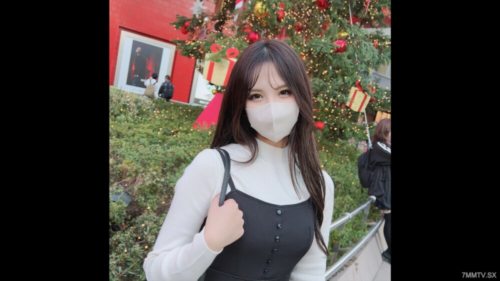 FC2-PPV-3144594 First shoot! ! Limited until 12/21 [Uncensored] When a beauty salesperson working for a certain cosmetics company looks into the fitting room without permission while changing clothes... I can't stand just looking at it, and I bring h