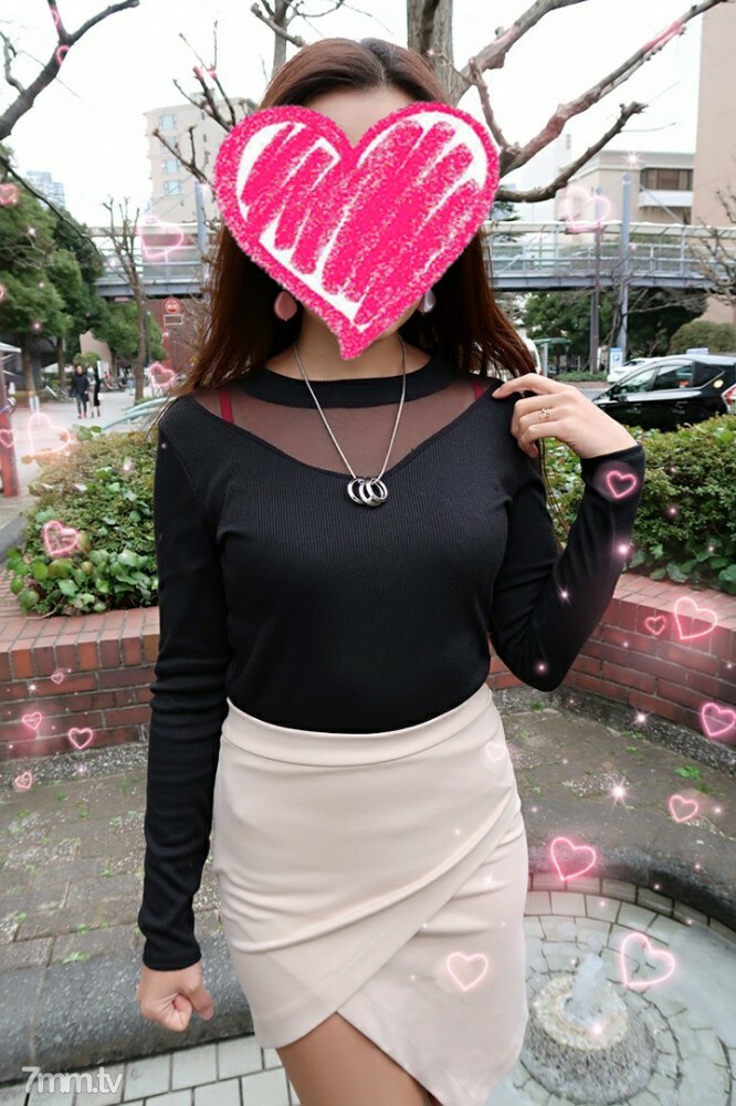 FC2-PPV-1147449 Ayase is ● or a very similar beautiful wife with a seeded without permission in a situation where the intention of earning pocket money is irreparable ... I am stunned by the thick sperm overflowing from the back of the womb ... [Personal