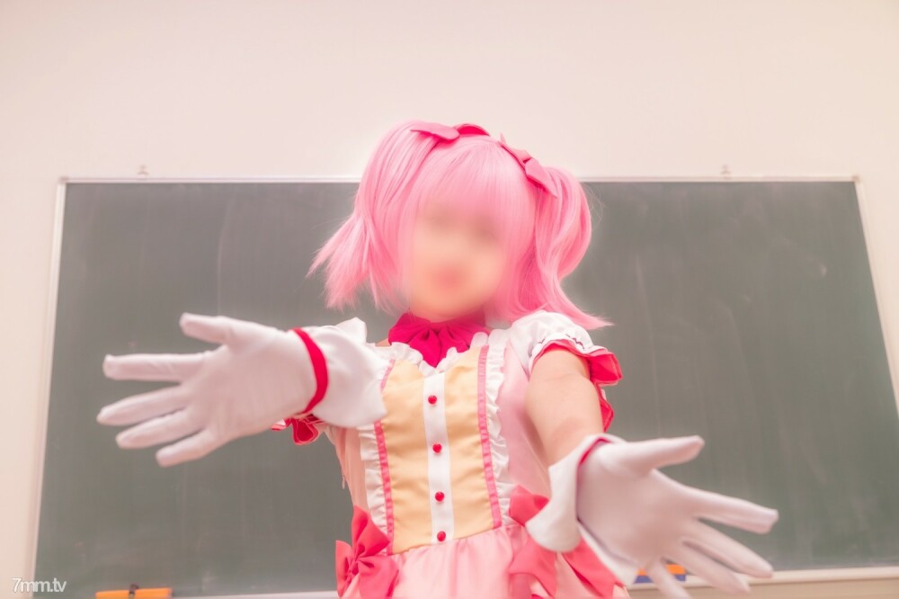 FC2-PPV-1897067 [Magi Reverse 3P] Let's reverse 3P Harlem with a magical girl! Two amateur layers squeeze the dirt of a former virgin who is not accustomed to that / Ma 〇 Magi Ma 〇 Ka & Hora Magical Girl Ver ※ Complete appearance / raw vaginal cu