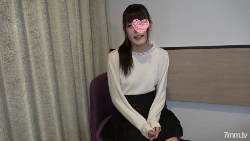 FC2-PPV-1679345 One month after the loss of virginity ❤️ It's scary and painful, but ... Black-haired Slender JD cried again this time [Personal shooting]