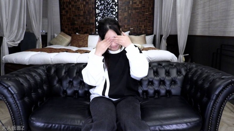 FC2-PPV-4779391 Sakura (18) is on the second day of a two-day shoot. She's dripping with love juice and eagerly comes in for a creampie. I listen to her thoughts on the previous day's creampie, humiliate her, and make her lick my asshole.