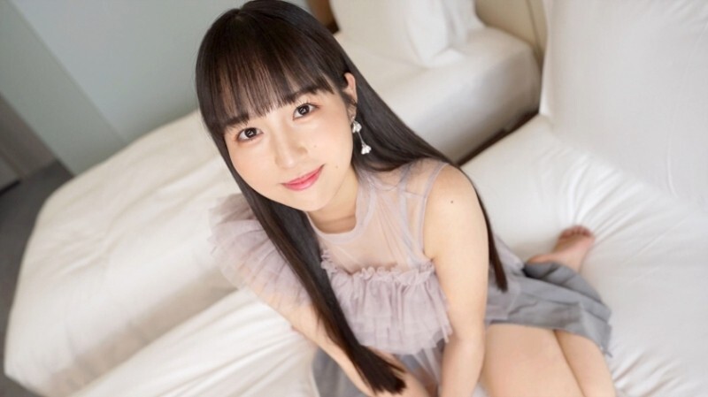SIRO-5594 "Former idol in AV?! She's so sensitive and innocent, she gets goosebumps when she feels good! She masturbates three times a week, so burn her lewd pose into your memory!! [First shoot] She applied for AV online → AV experience shoot..
